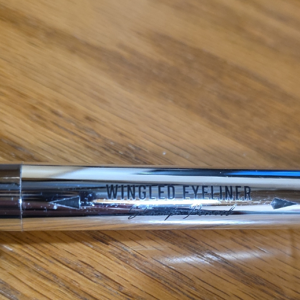Vantiea Black Winged Eyeliner Pen